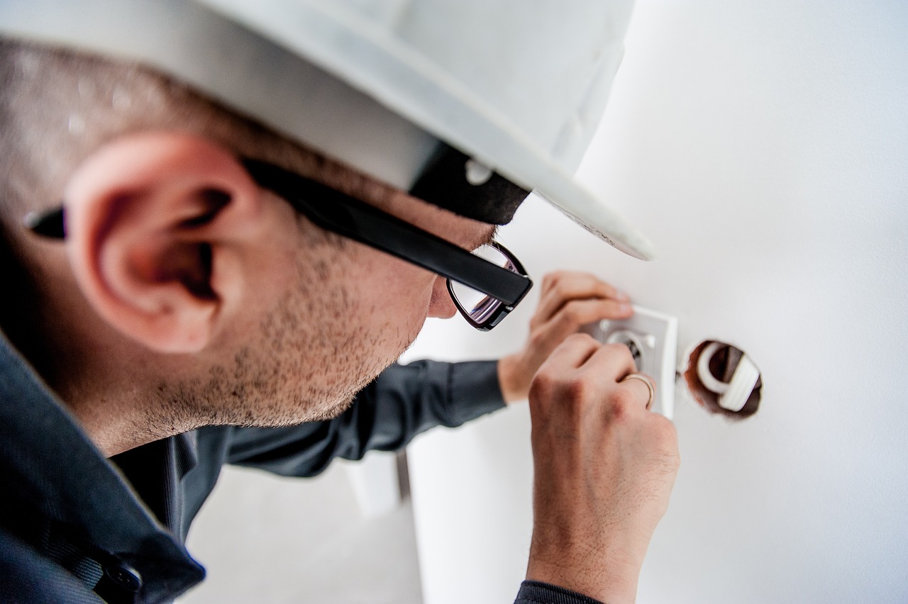 Elektrik Tesisatlarında İş Güvenliği Önlemleri
